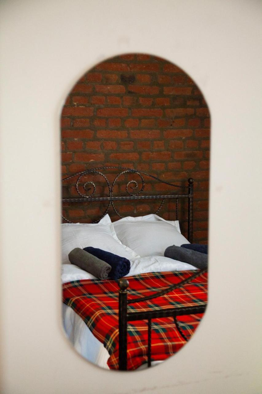 Old Walls Shindisi ภายนอก รูปภาพ